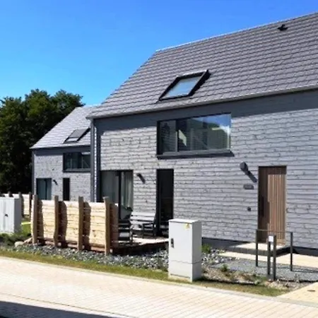 Ferienhaus Familienhaus Mit Gemuetlichem Wohnbereich Sagard