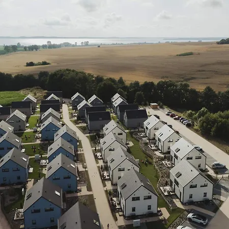 Familienhaus Mit Gemuetlichem Wohnbereich