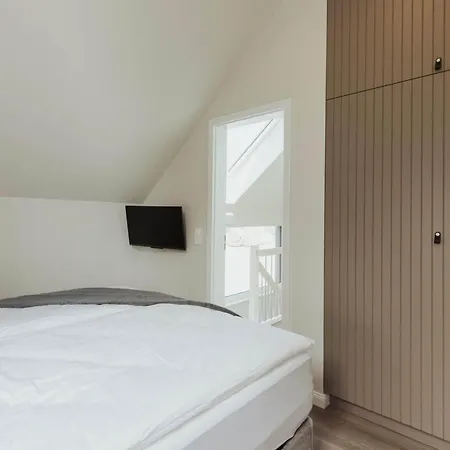 Familienhaus Mit Gemuetlichem Wohnbereich Ferienhaus Sagard